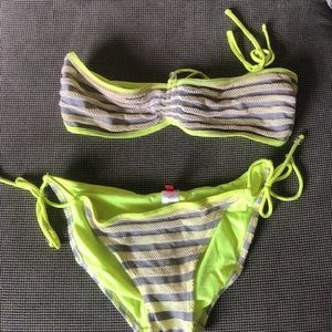 Gray and Vibrant Yellow/Green. Two-piece Swimsuit. Size L.